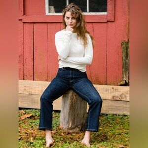 Able Blothing Holly Kick Flare Jeans